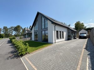 10 Davidson Place, Dyke, Forres IV36 2AE