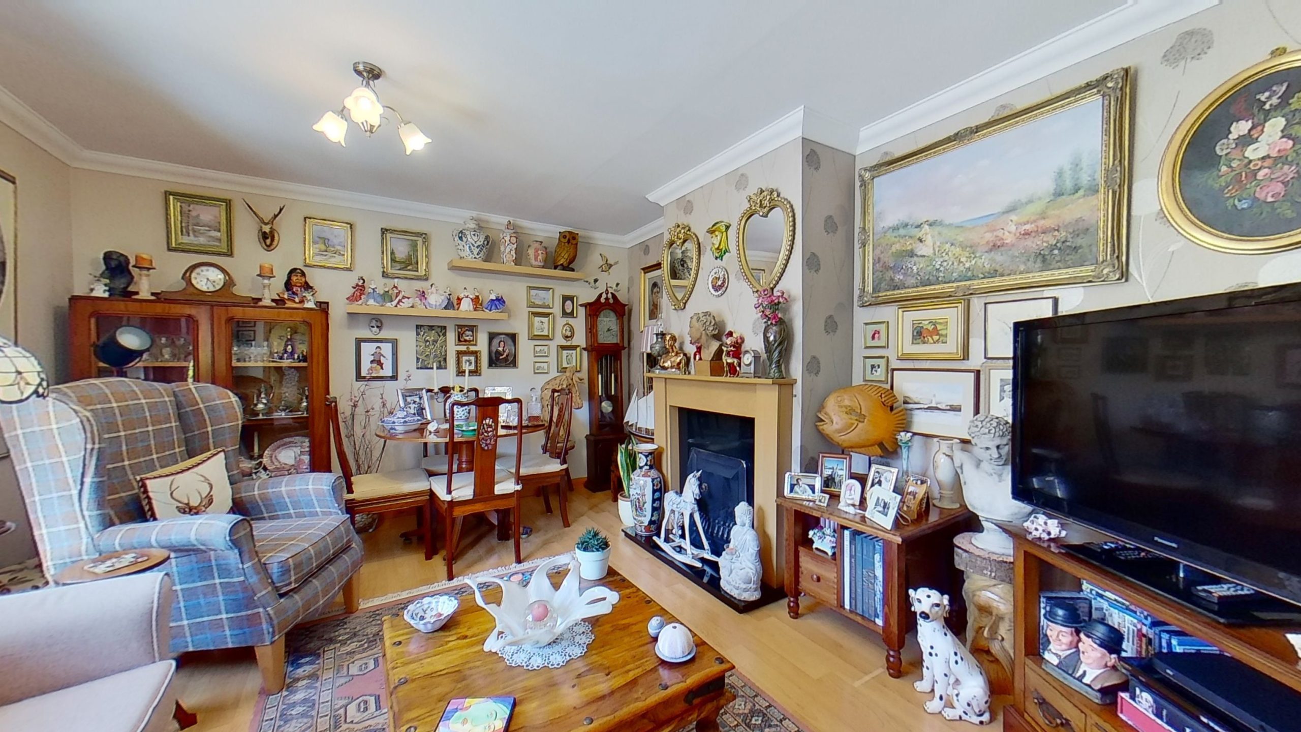 17 Macdonald Drive, Forres, Moray, IV36 1NG R & R Urquhart