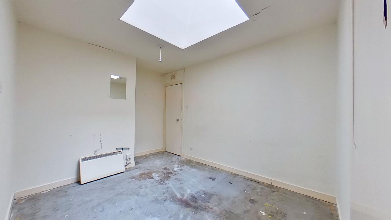 Flat 11 Myrtlefield Centre, Grampian Road, Aviemore PH22 1RH R & R