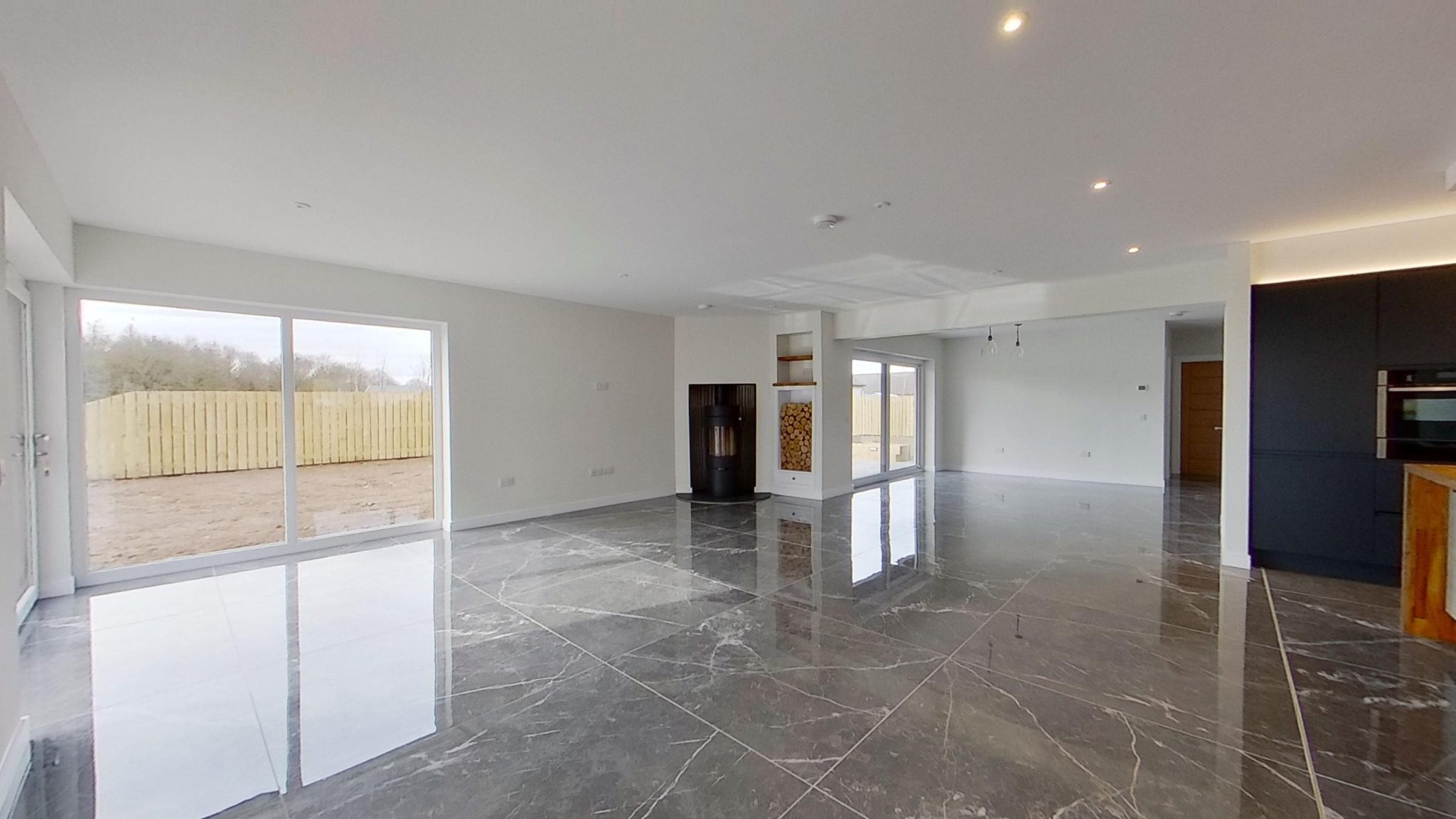 5 Souters View, Loch Flemington, IV2 7AH R & R Urquhart Solicitors