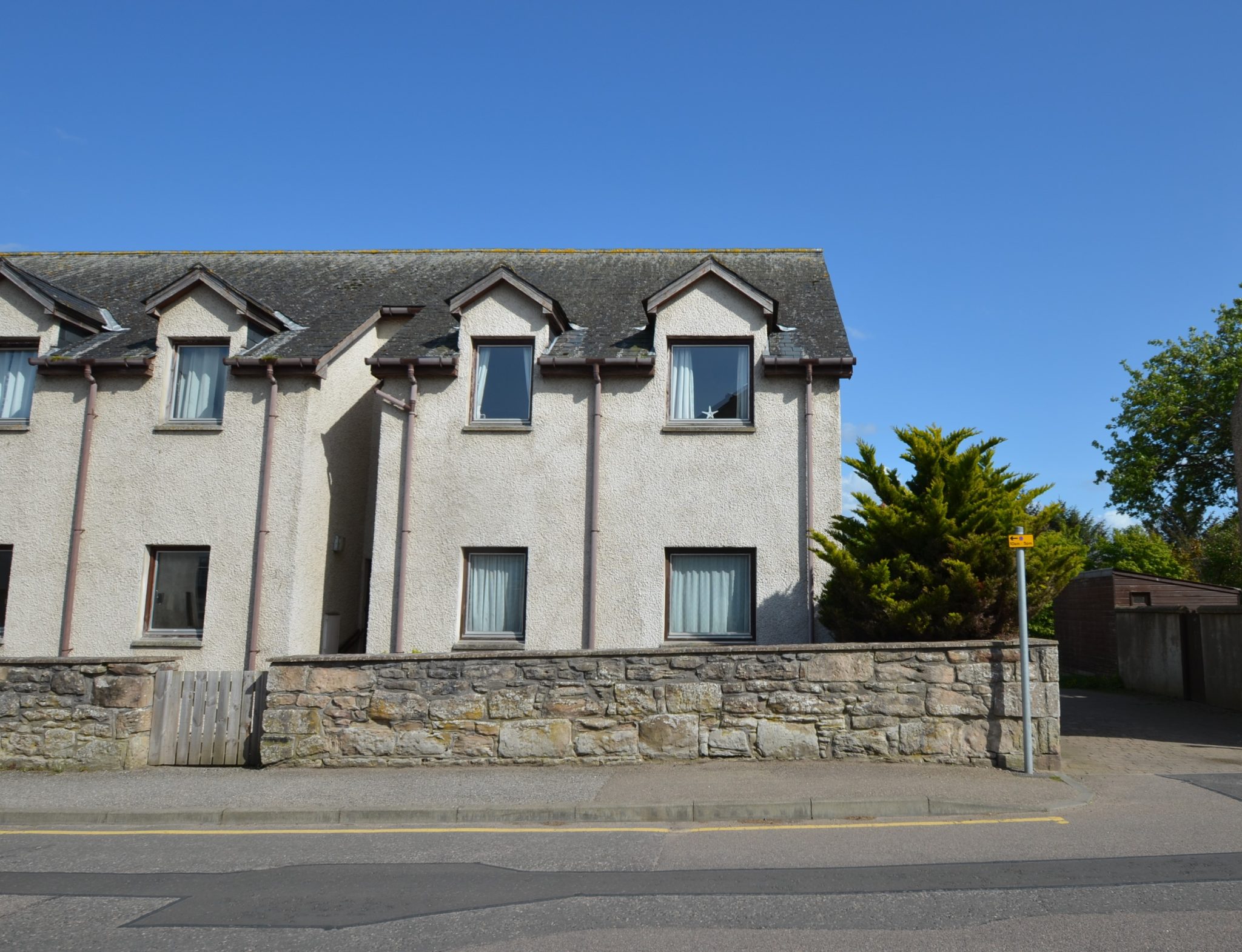 69 Harbour Street, Nairn, IV12 4PY R & R Urquhart Solicitors