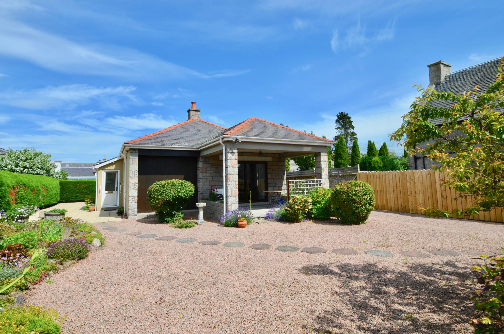 Littlecote, Chattan Drive, Nairn, IV12 4QR R & R Urquhart